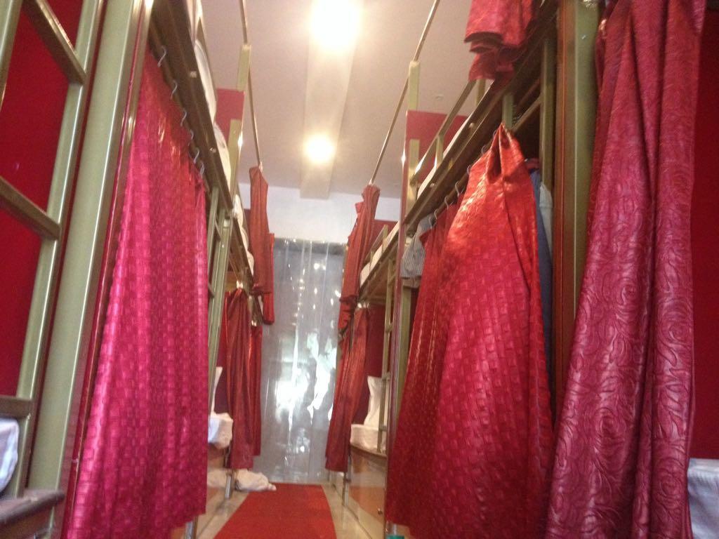 Dream Dormitory Mumbai Exterior photo