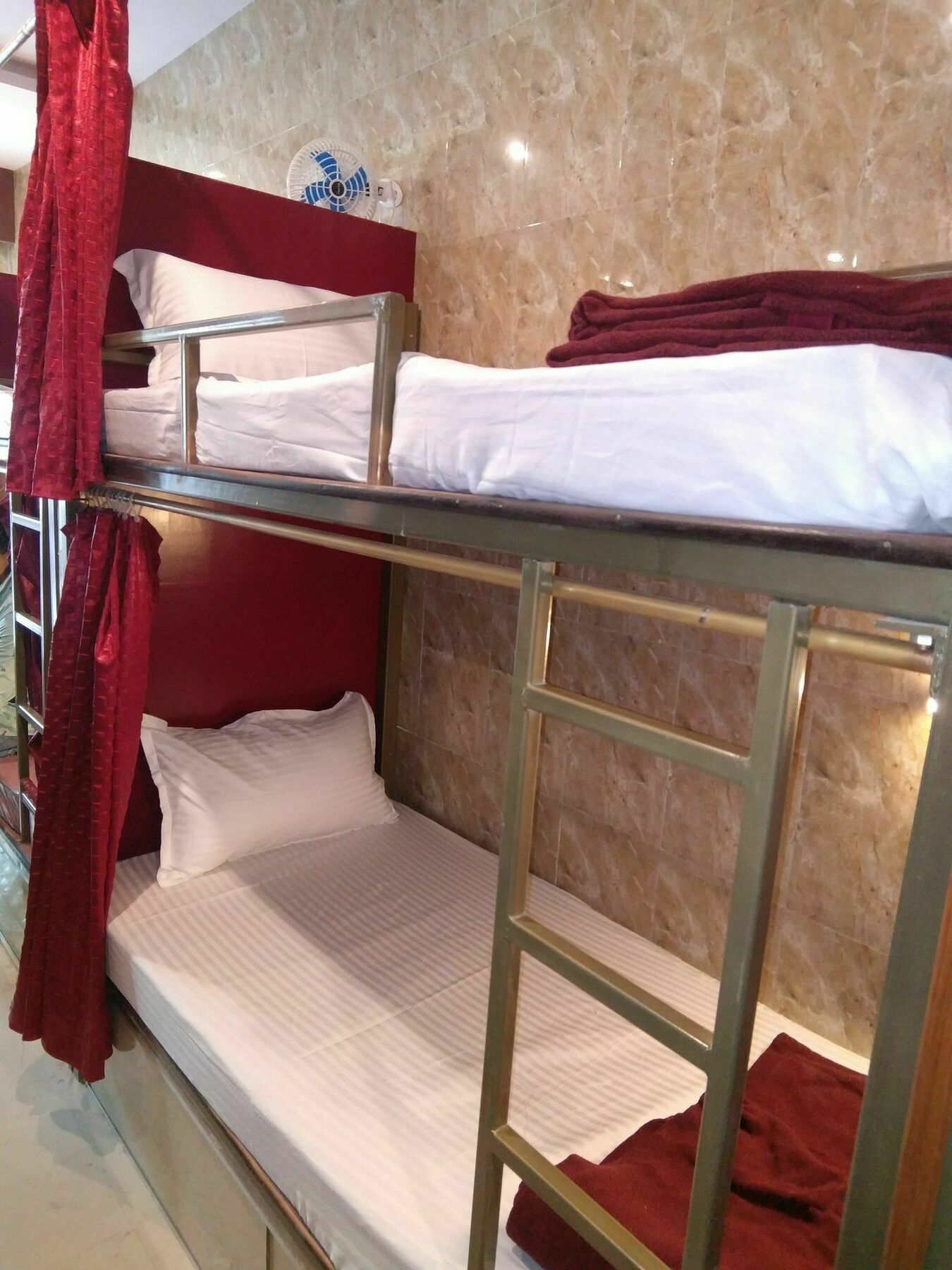 Dream Dormitory Mumbai Exterior photo